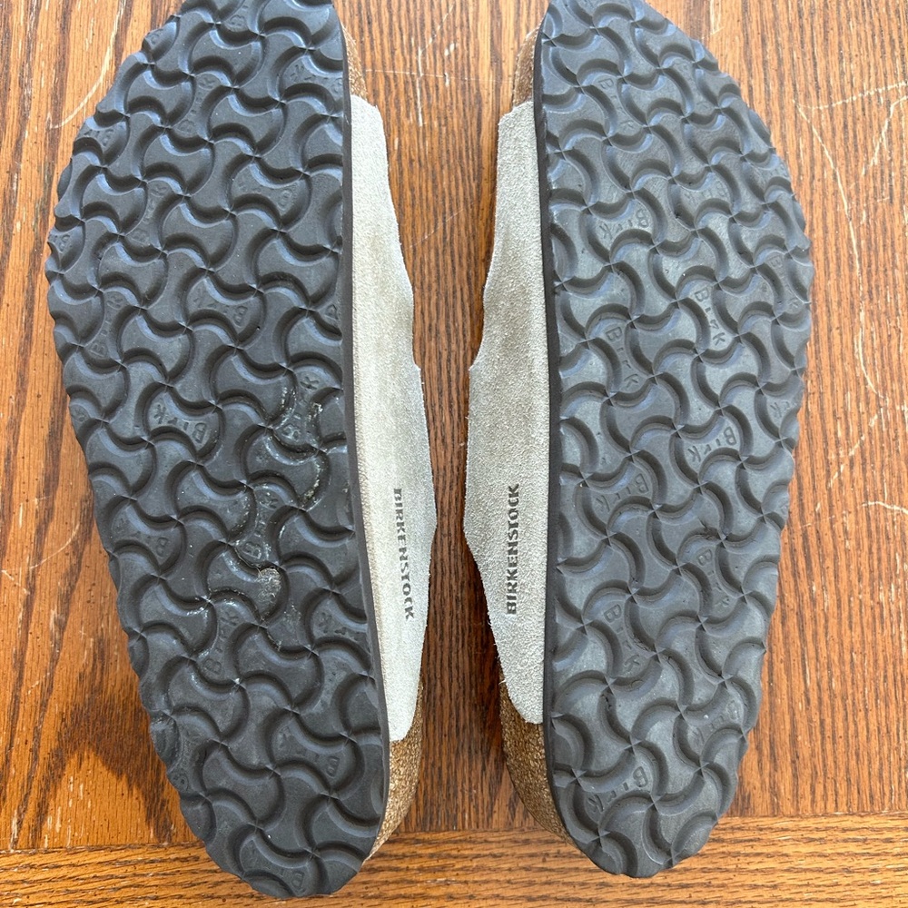 Birkenstock Light Gray Suede Sandals with Buckles - Picture 3 of 3